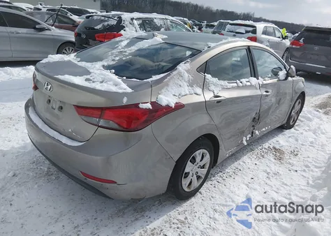 2016 Hyundai Elantra Se z USA, uszkodzony, nr VIN 5NPDH4AE4GH693423
